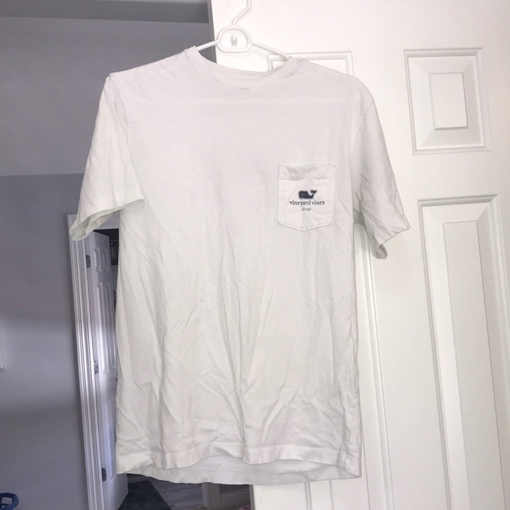 oversized Vineyard Vines Tshirt